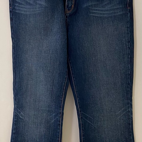 Indigo Palms by Tommy Bahama designer mid rise boot cut jeans. Size 14 - Picture 3 of 4